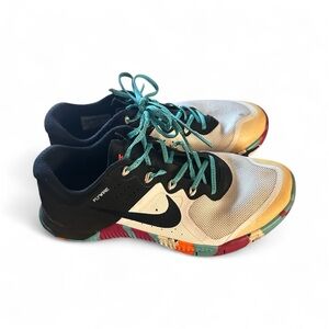 EUC Nike women’s METCON 2 Crossfit lifting shoes Sneakers - size 8.5
